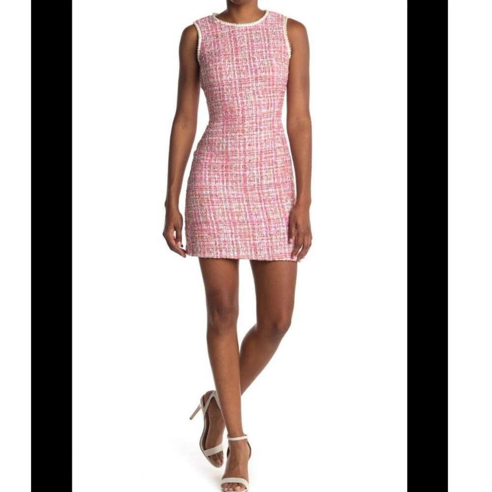 Betsey Johnson stunning Pink Tweed Dress with Pearl Detailing size 10 NWT - Picture 2 of 12